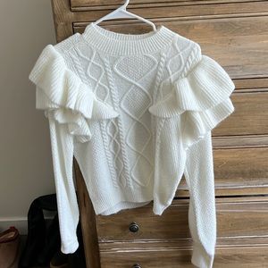 BB Dakota Ruffle Sweater *NWOT*